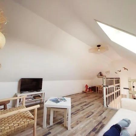 Dans Les Dunes * Surtainville